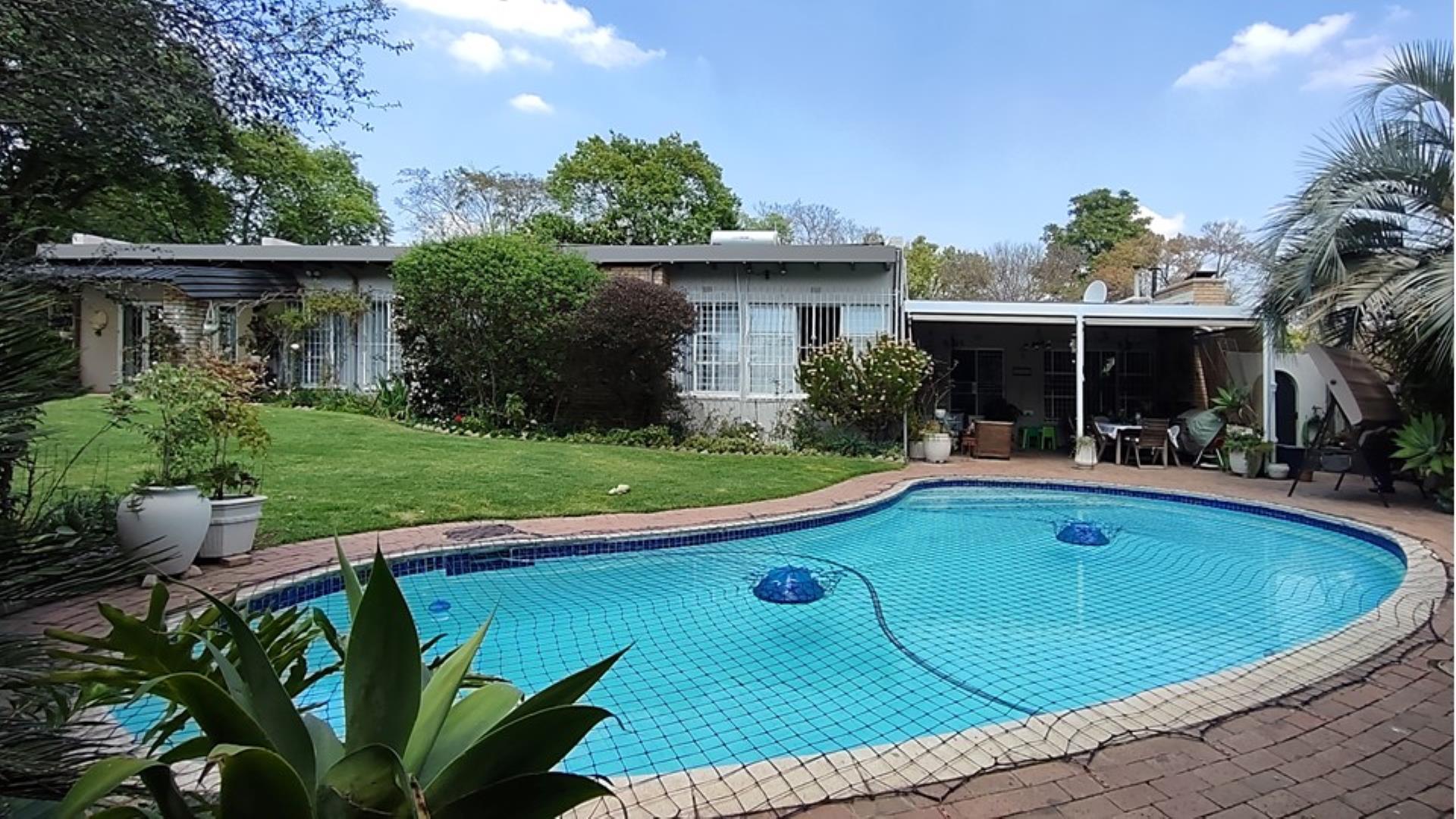 769711_Slide1.JPG