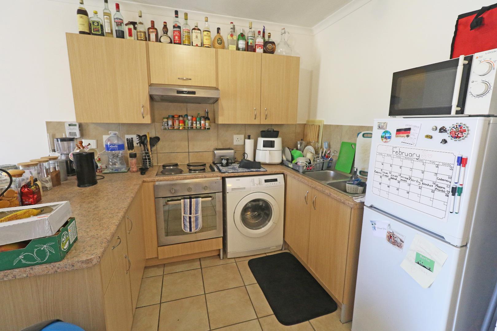 707983_kitchen.jpg