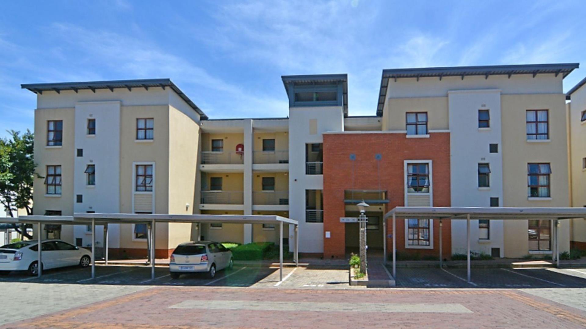 715517_Slide3.JPG